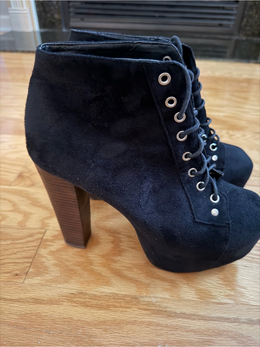 Shi by Journey Black Lace-Up Suede Platform Ankle Boots with Stacked Heel Size 9